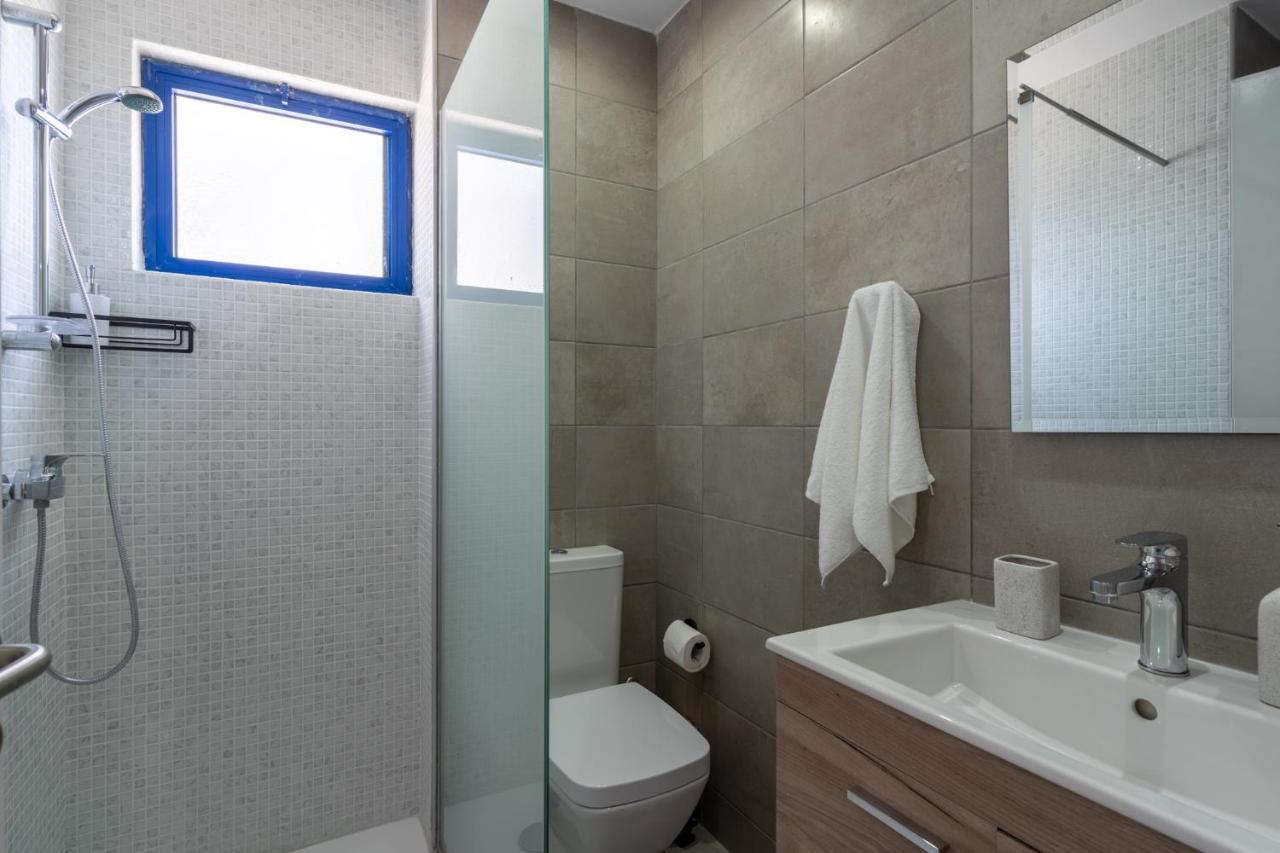 Odyssey - Captivating 2-Bedroom Retreat In Lárnaka Kültér fotó